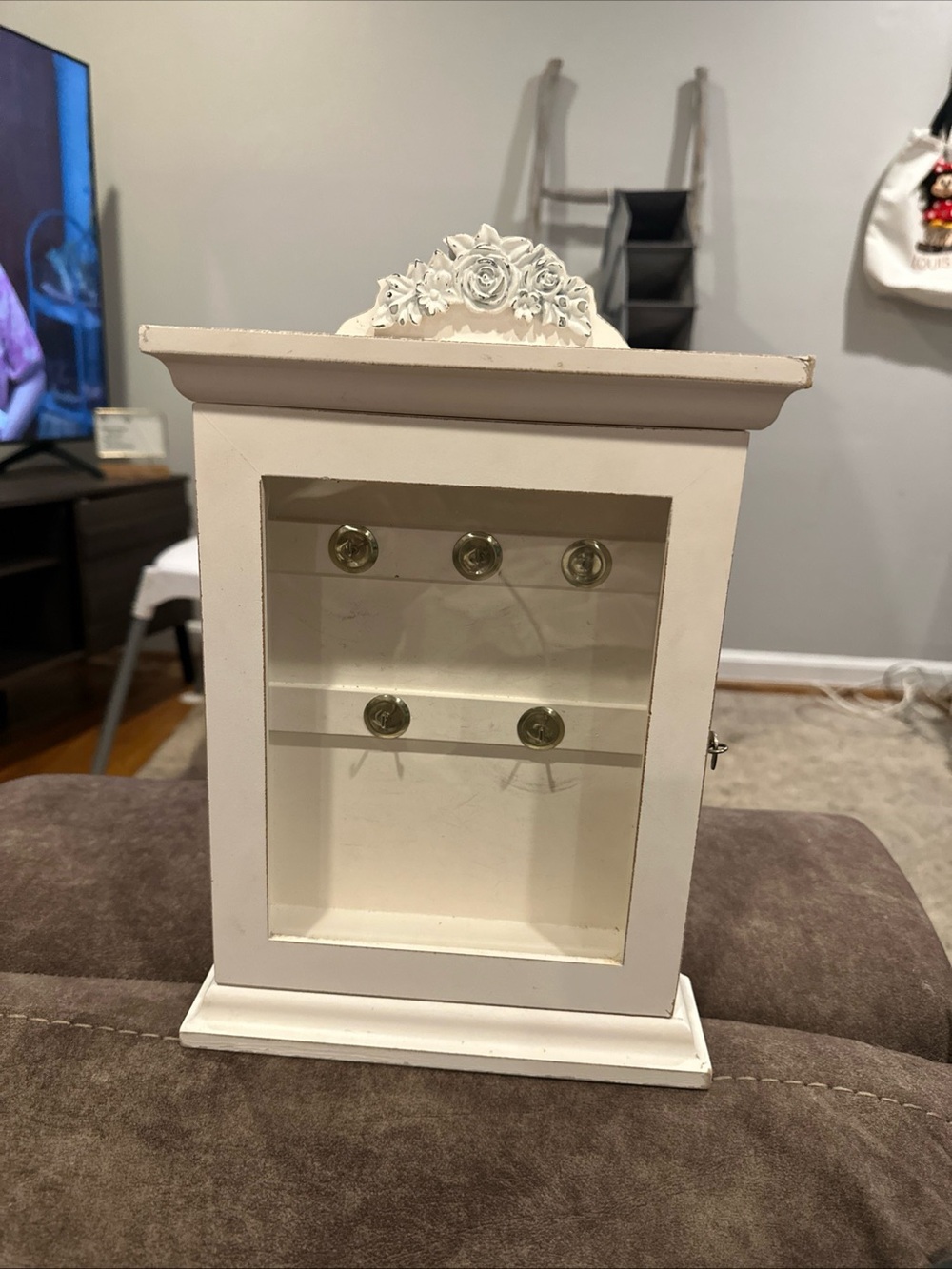Source Unknown White Decorative Jewelry / Key Cabinet with Floral Crest